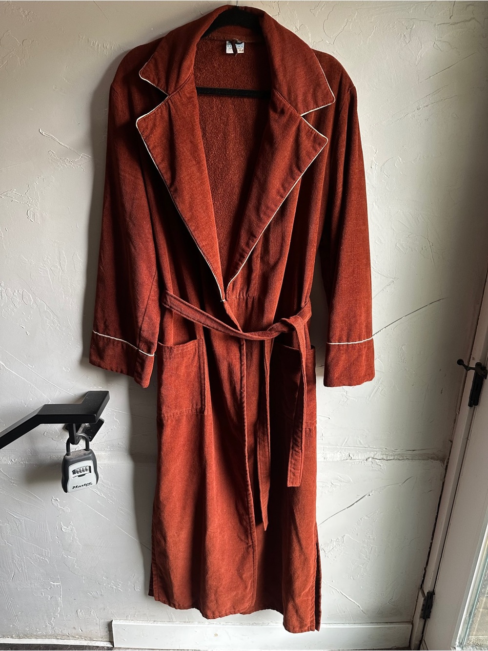Vintage Men’s Corduroy Robe Brown Smoking Jacket Lounge Coat 70s Retro L